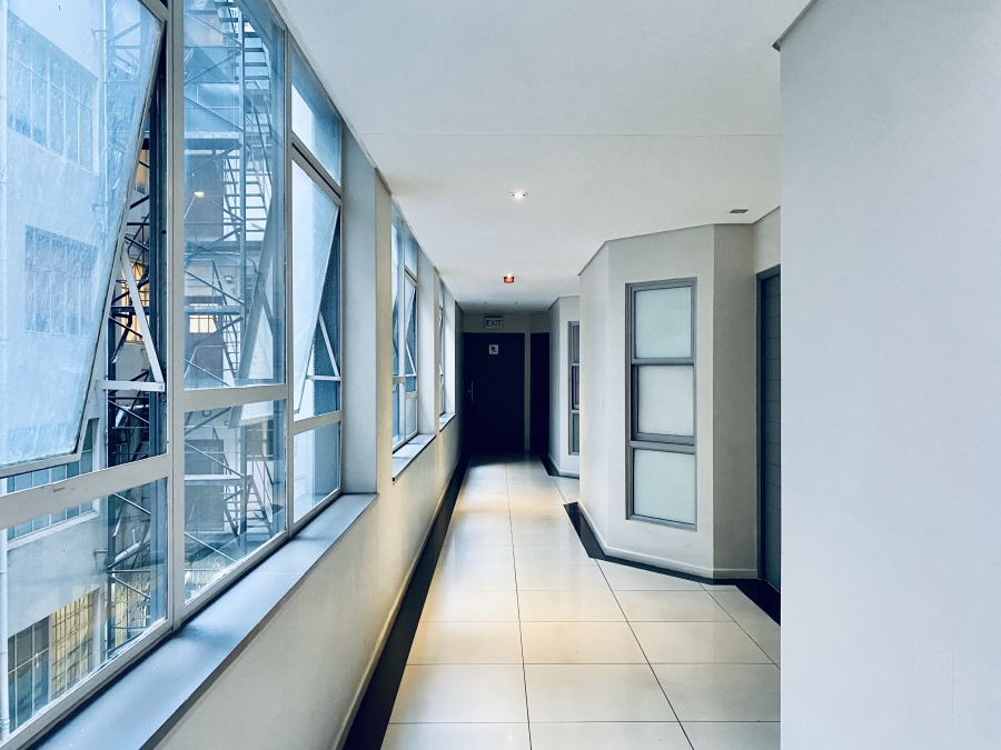 1 Bedroom Property for Sale in Cape Town City Centre Western Cape